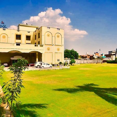 Hotel Sepal Bathinda Ngoại thất bức ảnh