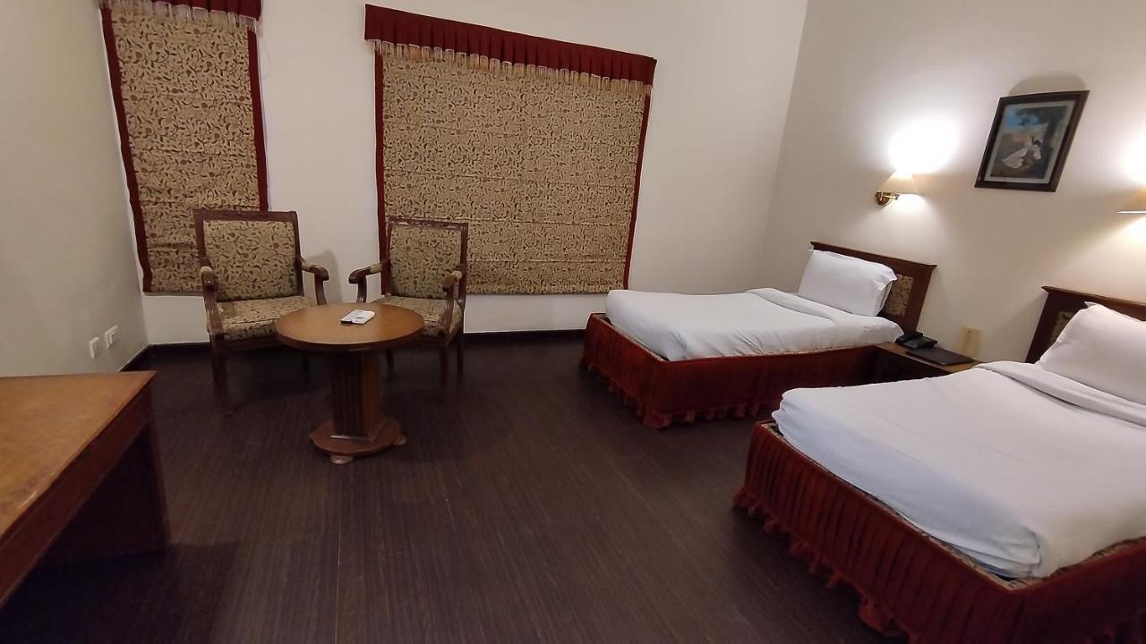 Hotel Sepal Bathinda Ngoại thất bức ảnh