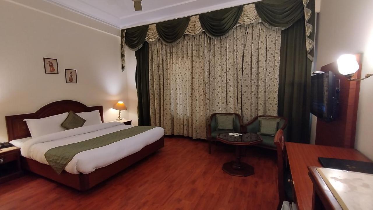 Hotel Sepal Bathinda Ngoại thất bức ảnh
