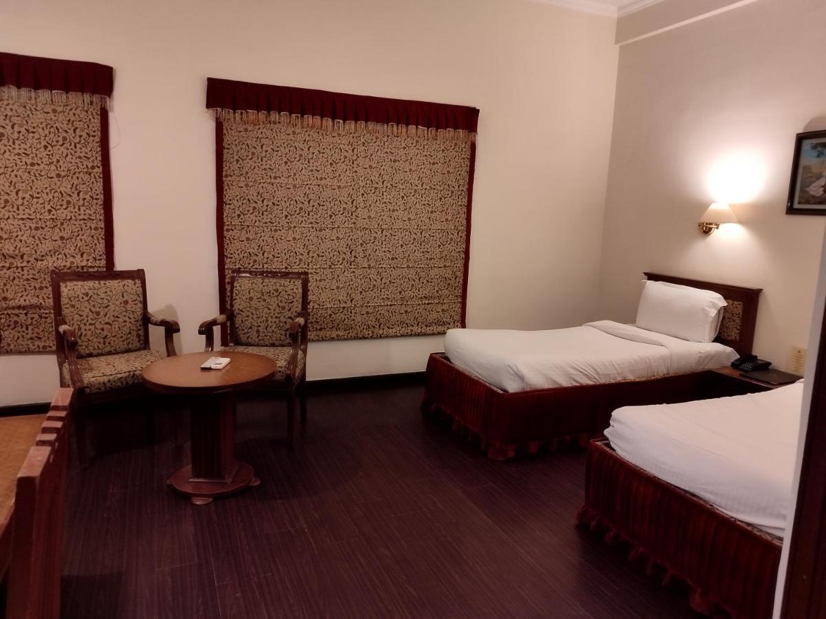 Hotel Sepal Bathinda Ngoại thất bức ảnh