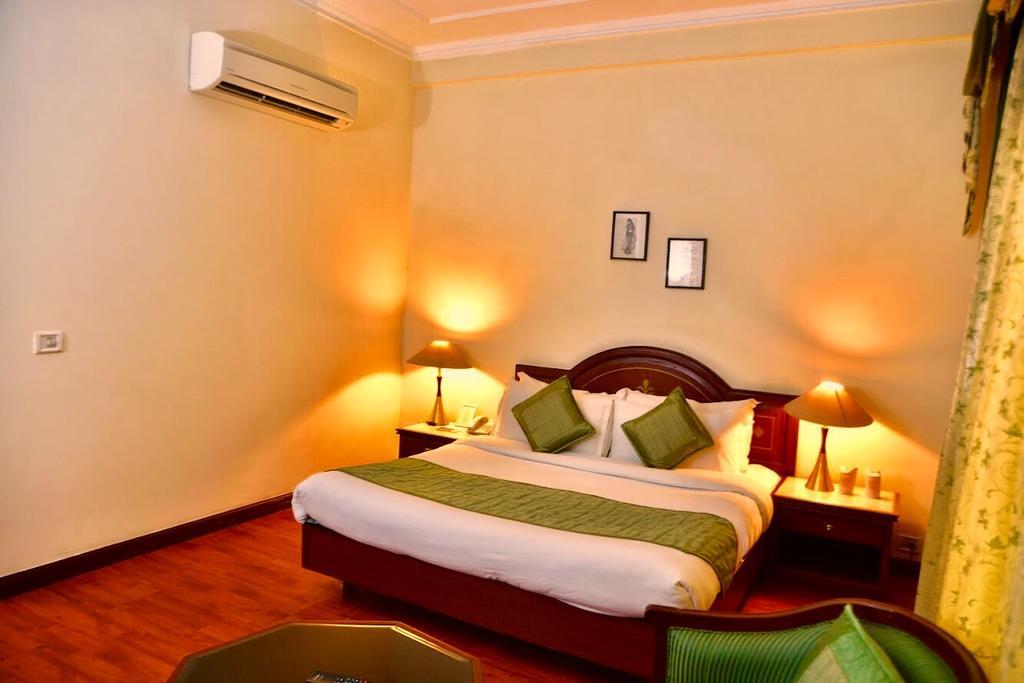 Hotel Sepal Bathinda Ngoại thất bức ảnh